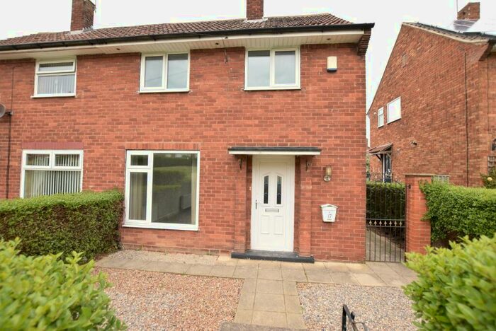 2 Bedroom Semi-Detached House To Rent In Kentmere Rise, Leeds, LS14