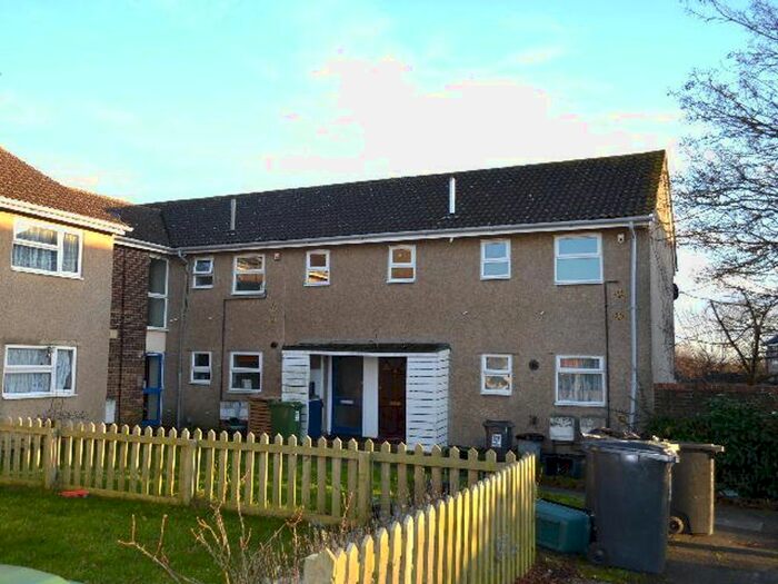 1 Bedroom Flat To Rent In Hemel Hempstead, Hertfordshire, HP3