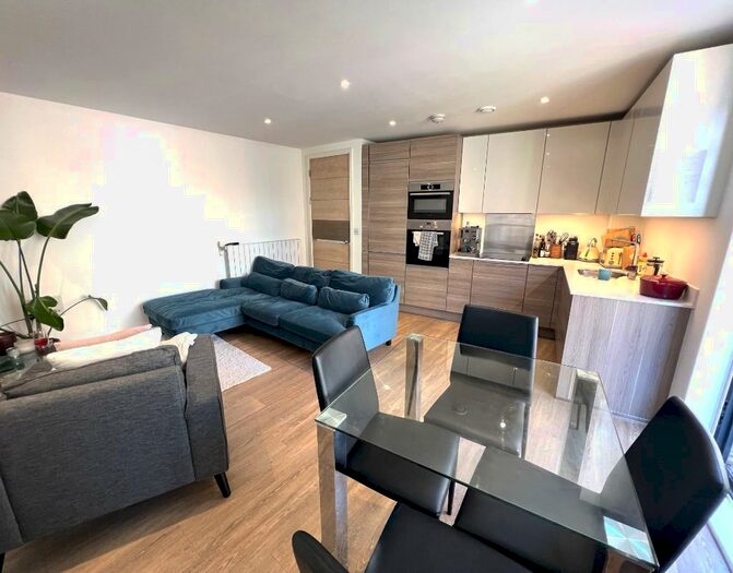 2 Bedroom Flat To Rent In Cleveley Court, Ashton Reach, London, SE16