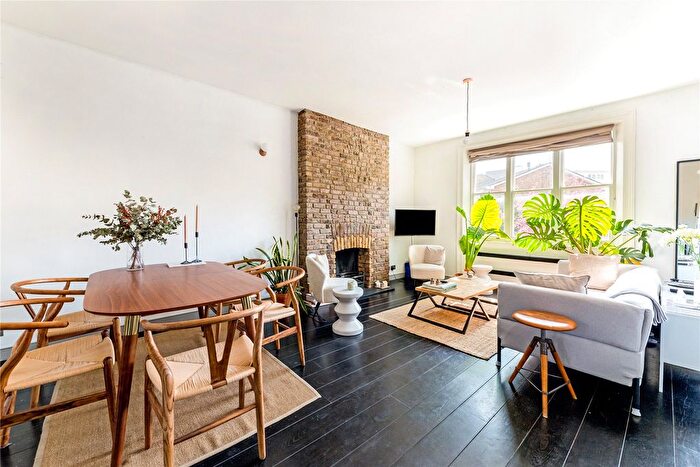 1 Bedroom Flat For Sale In Oppidans Road, Primrose Hill, London, NW3