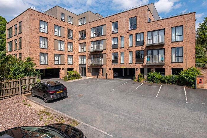2 Bedroom Flat To Rent In Cranmer Street, Nottingham, NG3