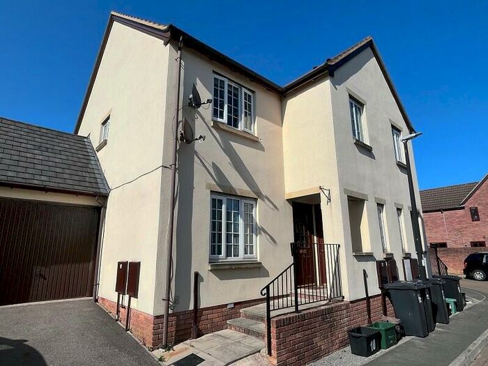 Ground Flat To Rent In Lilac Way, Wick St. Lawrence, Weston-super-mare, North Somerset., BS22