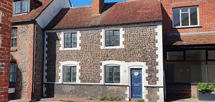 3 Bedroom Terraced House For Sale In High Street, Rottingdean, Brighton, BN2