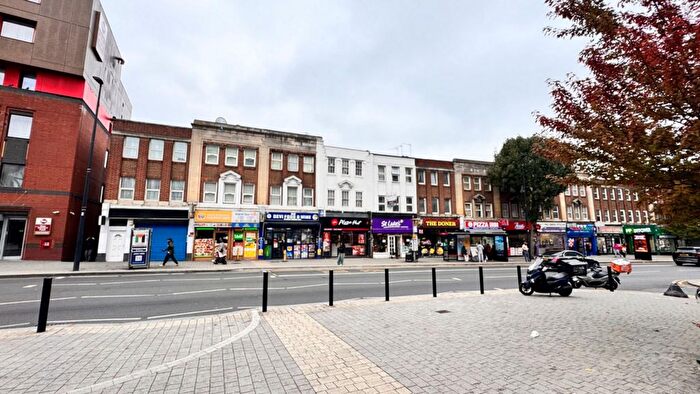 3 Bedroom Flat For Sale In High Road, Wembley, HA9