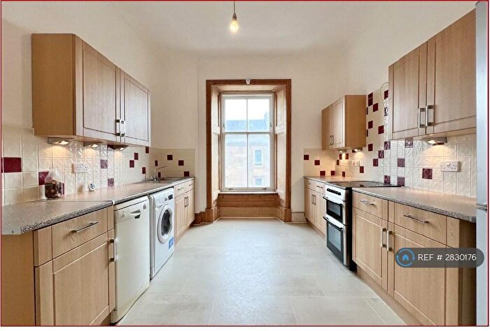 2 Bedroom Flat To Rent In Westmoreland St, Glasgow, G42
