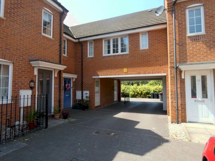 1 Bedroom Maisonette To Rent In Oaktree Close, Sutton In Ashfield, NG17