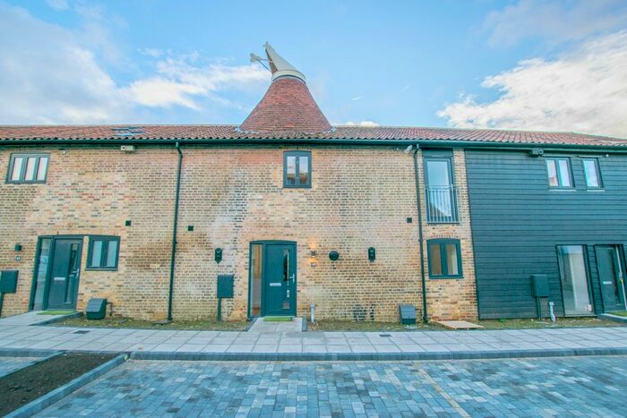 2 Bedroom Terraced House To Rent In Watton Road, Ware SG12