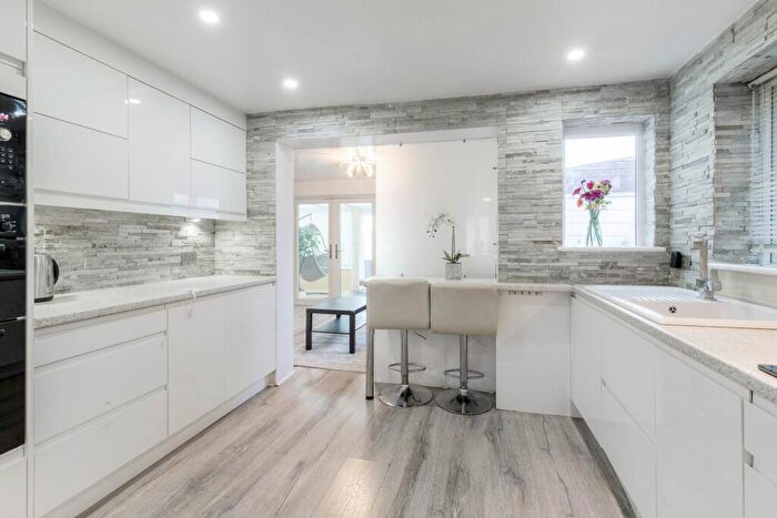 4 Bedroom Semi-Detached House For Sale In Whaddon Way, Bletchley, MK3