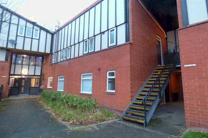 2 Bedroom Flat To Rent In Redshank Lane, Birchwood, Warrington, WA3