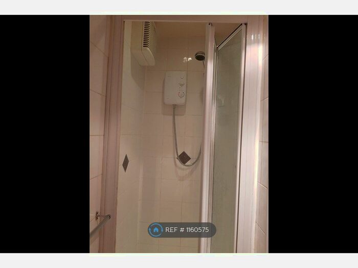 1 Bedroom Flat To Rent In Leyland Rd, Southport, PR9