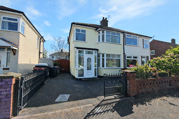 3 Bedroom Semi Detached House For Sale In Coniston Avenue, Thornton, FY5
