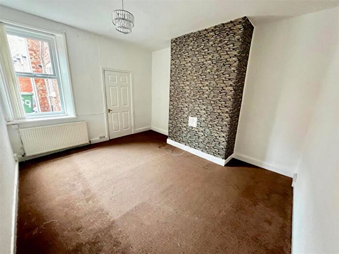 2 Bedroom Apartment To Rent In Brinkburn Avenue, Bensham, Gateshead, NE8