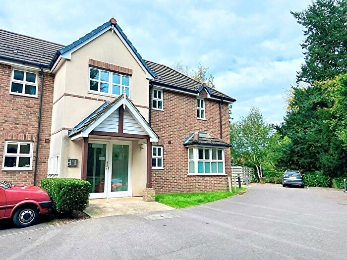1 Bedroom Apartment To Rent In Whitethorns, Upper Weybourne Lane, Farnham, Surrey, GU9