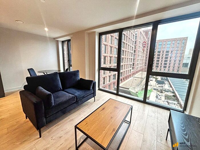 1 Bedroom Flat To Rent In Waterhouse Gardens, Dutton Street, Manchester, M3