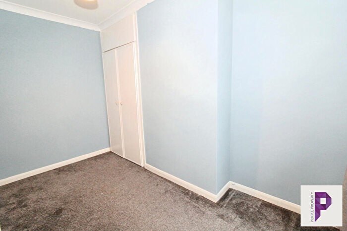 3 Bedroom Terraced House For Sale In Livingstone Road, Gillingham, Kent, ME7