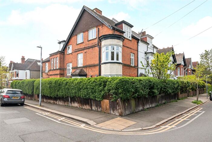 2 Bedroom Flat For Sale In Norbiton Avenue, Kingston Upon Thames, KT1