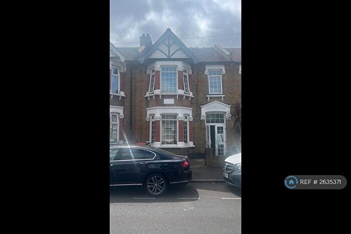3 Bedroom Terraced House To Rent In Crofton Road, London, E13