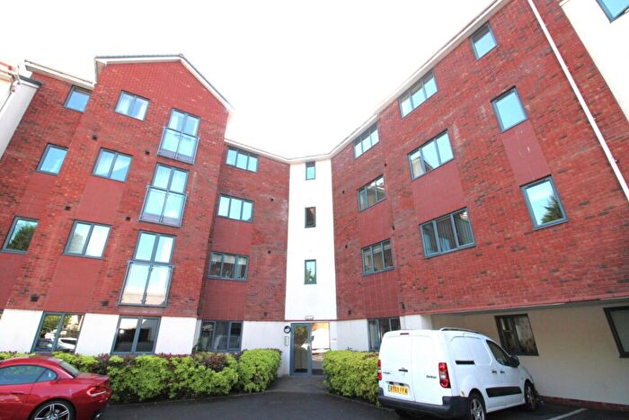 2 Bedroom Apartment For Sale In Castle Road, Kidderminster, DY11