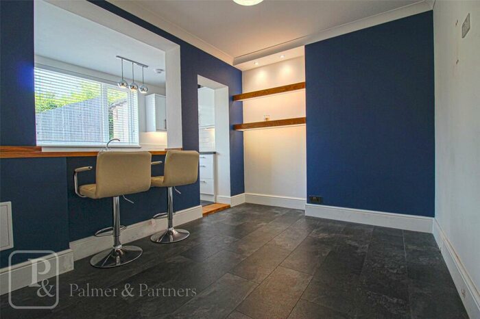 3 Bedroom Semi-Detached House To Rent In St. Andrews Avenue, Colchester, Essex, CO4