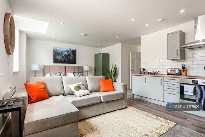 1 Bedroom Flat To Rent In Doncaster Gate, Rotherham, S65