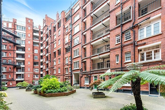 3 Bedroom Flat For Sale In Queen Alexandra Mansions, Hastings Street, WC1H