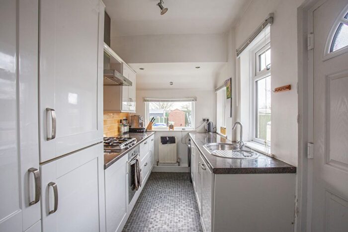 2 Bedroom Semi-Detached House For Sale In Victoria Road, Sheffield, S20
