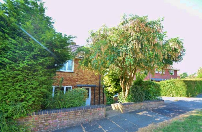 4 Bedroom House To Rent In Stanmore, SO22