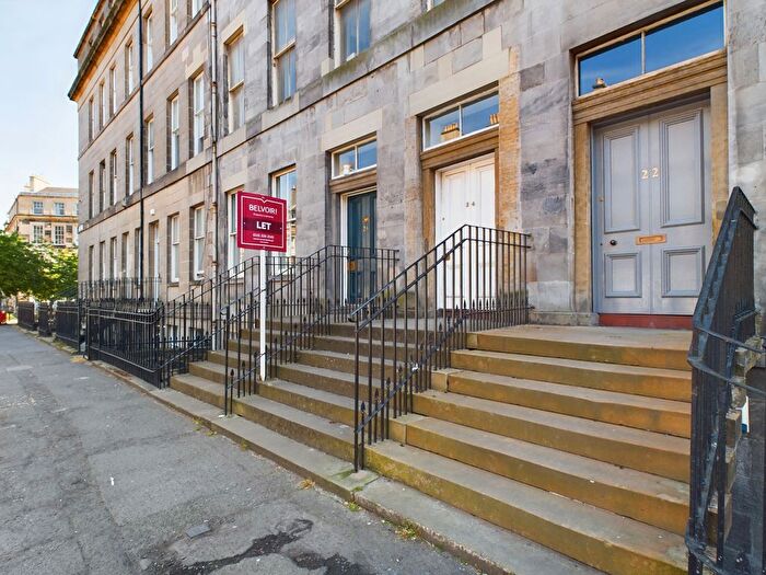 3 Bedroom Flat To Rent In Montgomery Street, New Town, Edinburgh, EH7