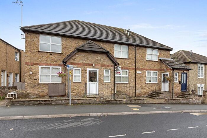 1 Bedroom Maisonette For Sale In Totteridge Road, Walk Of Station, HP13