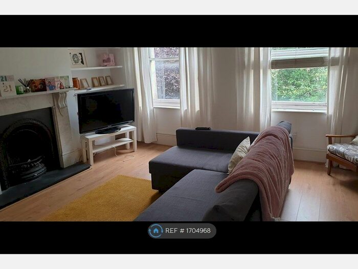 1 Bedroom Flat To Rent In Blackheath Road, Greenwich, SE10