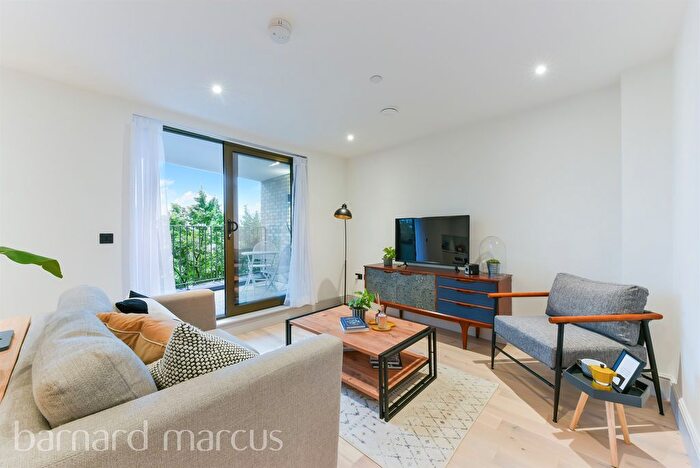 1 Bedroom Flat For Sale In Abbey Wall, Station Road, London, SW19