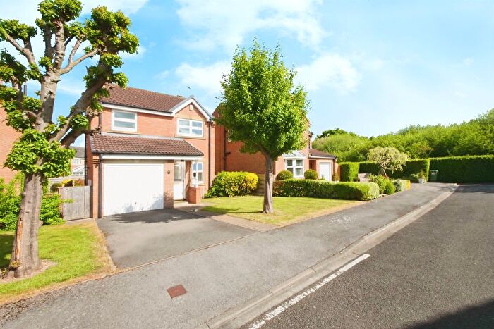 3 Bedroom Detached House For Sale In Tudor Way, Strensall, York, YO32