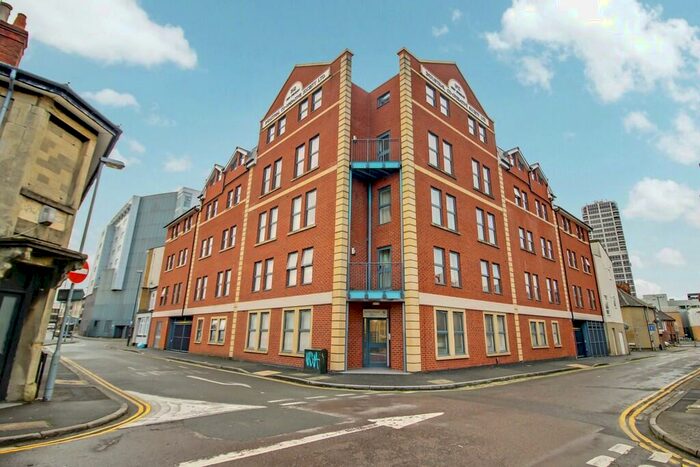 2 Bedroom Apartment To Rent In Harding Street, Town Centre, Swindon, SN1