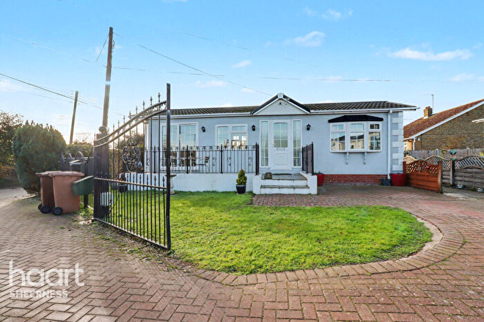 2 Bedroom Park Home For Sale In Beverley Park, Eastchurch, ME12