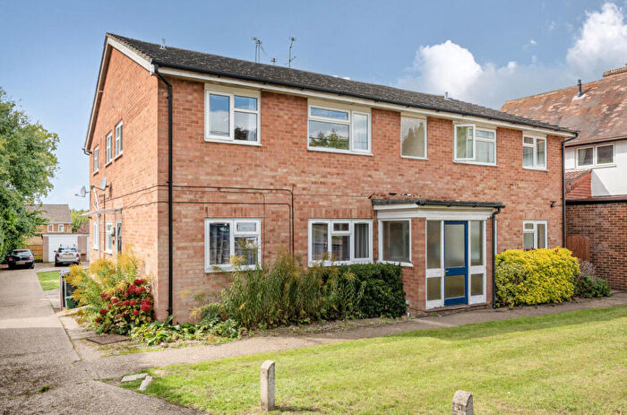 2 Bedroom Apartment For Sale In Frimley Green Road, Frimley, Camberley, Surrey, GU16