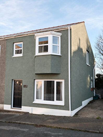 2 Bedroom End Of Terrace House To Rent In Park Street, Pembroke Dock, Pembrokeshire, SA72