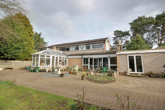 4 Bedroom Detached House For Sale In The Fairway, West Ella, HU10