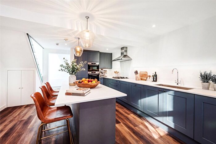 5 Bedroom Terraced House To Rent In Edge Street, London, W8
