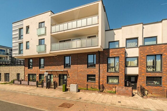 3 Bedroom Maisonette To Rent In Fishers Way, Wembley, HA0