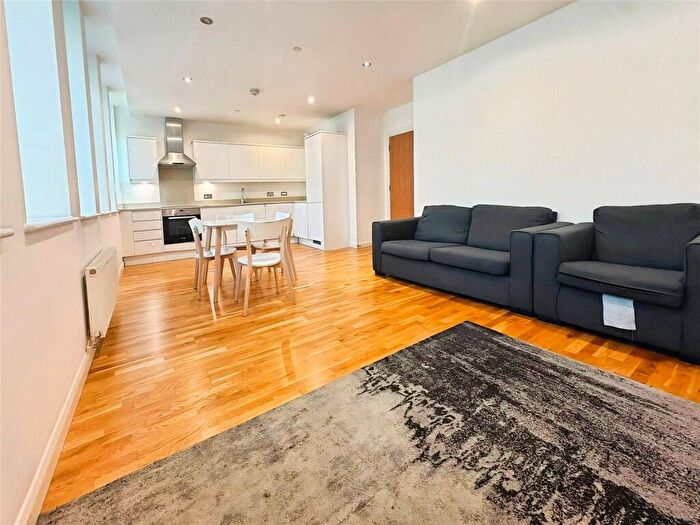 2 Bedroom Apartment To Rent In Lansdowne Road, Croydon, CR0