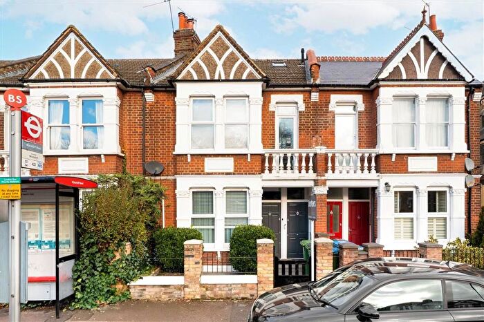 2 Bedroom Flat For Sale In Charlton Road, Charlton, SE7