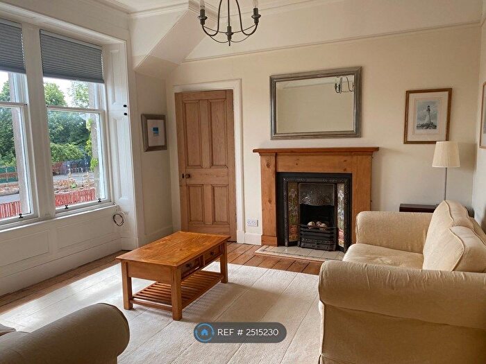 1 Bedroom Flat To Rent In School Road, Helensburgh, G84