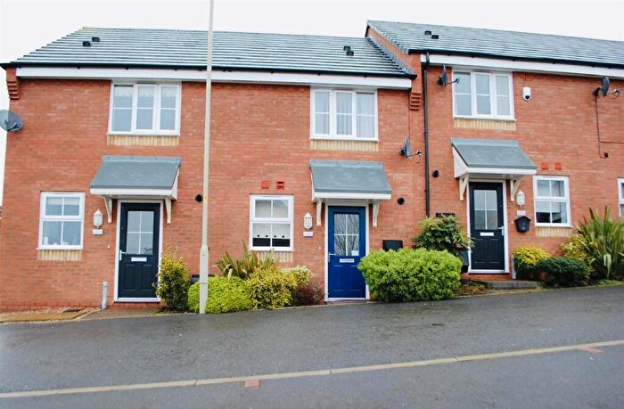 2 Bedroom Terraced House To Rent In Haslingden Crescent, Dudley, DY3