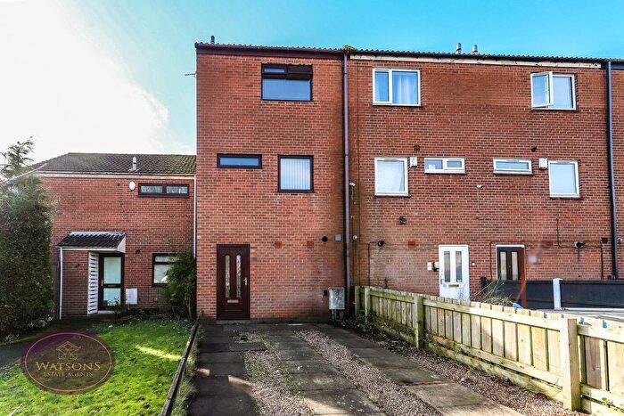 3 Bedroom Town House For Sale In Aberford Avenue, Nottingham, NG8