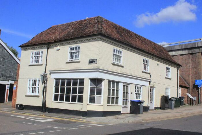 1 Bedroom Flat To Rent In Salisbury - Milford Street, SP1