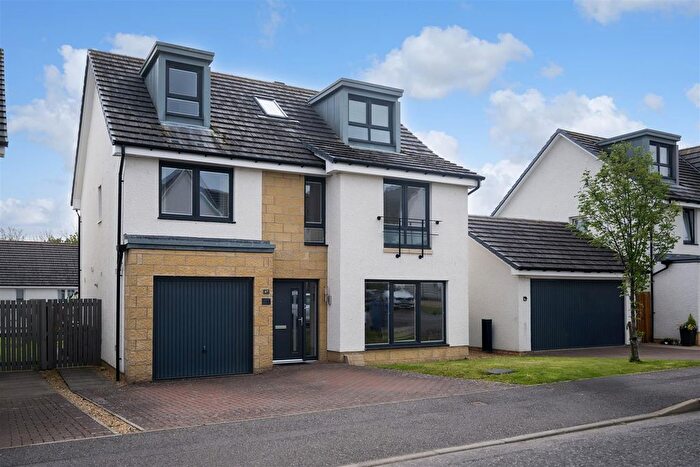 5 Bedroom Detached House For Sale In Stornoway Drive, Inverness, IV3