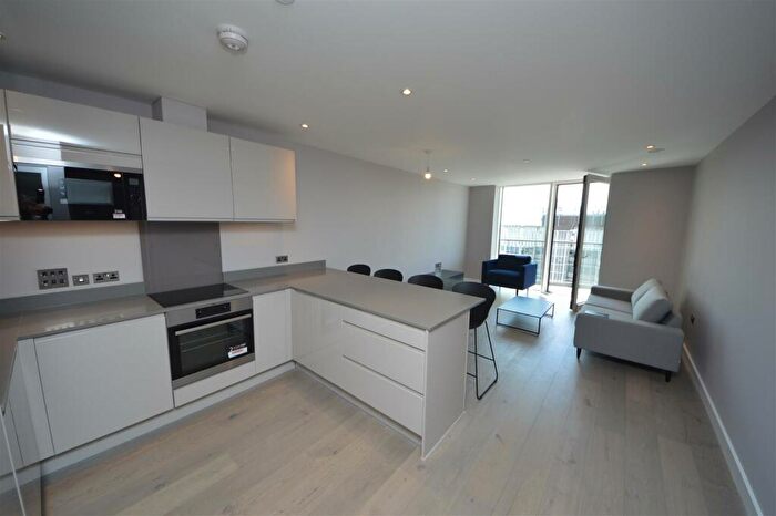 2 Bedroom Flat To Rent In Barking, Cambridge Road, Barking, IG11