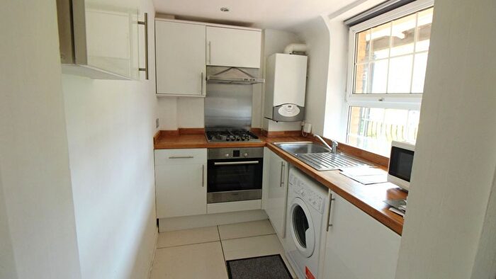 Studio To Rent In Gatliff Close, Ebury Bridge Road, London, SW1W