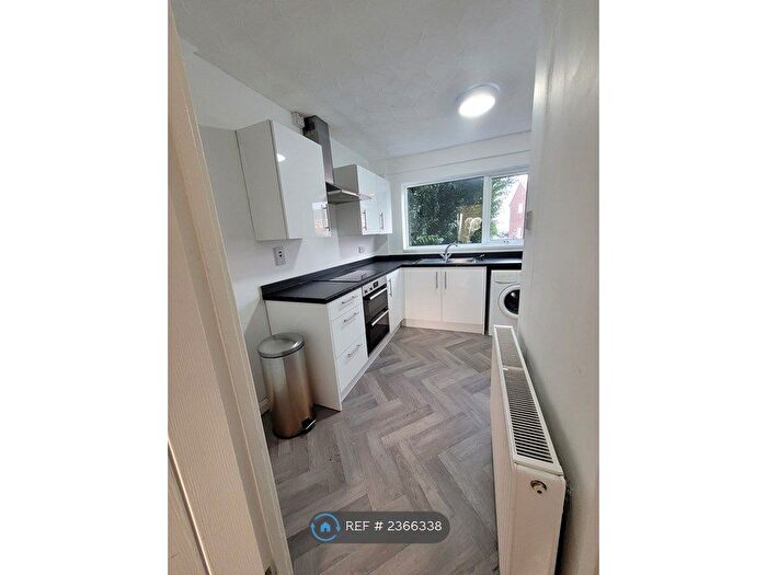 3 Bedroom Terraced House To Rent In Wealcroft, Gateshead, NE10