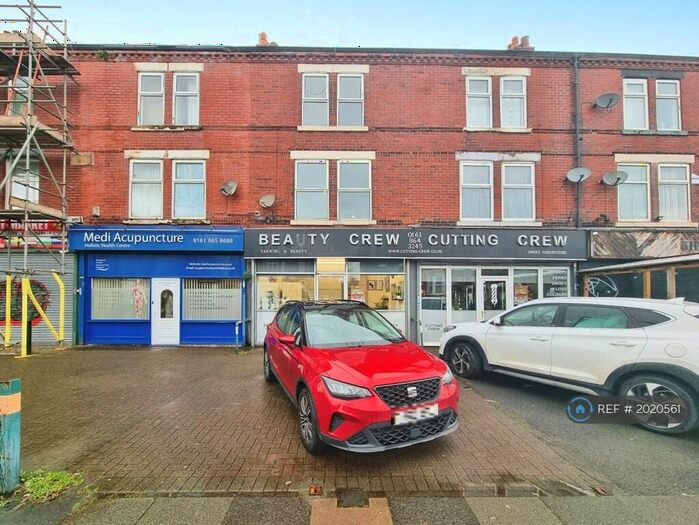 2 Bedroom Flat To Rent In Chester Road, Stretford, Manchester, M32